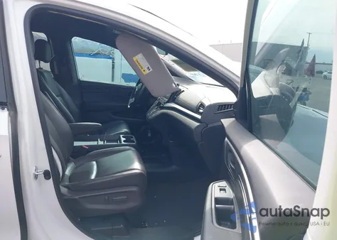 2023 Honda Odyssey Sport z USA, uszkodzony, nr VIN 5FNRL6H70PB053778